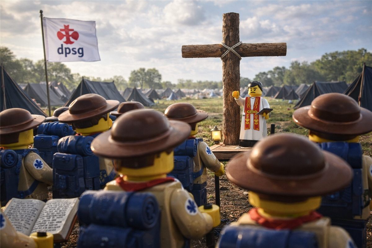 LEGO-Szene: Gottesdienst